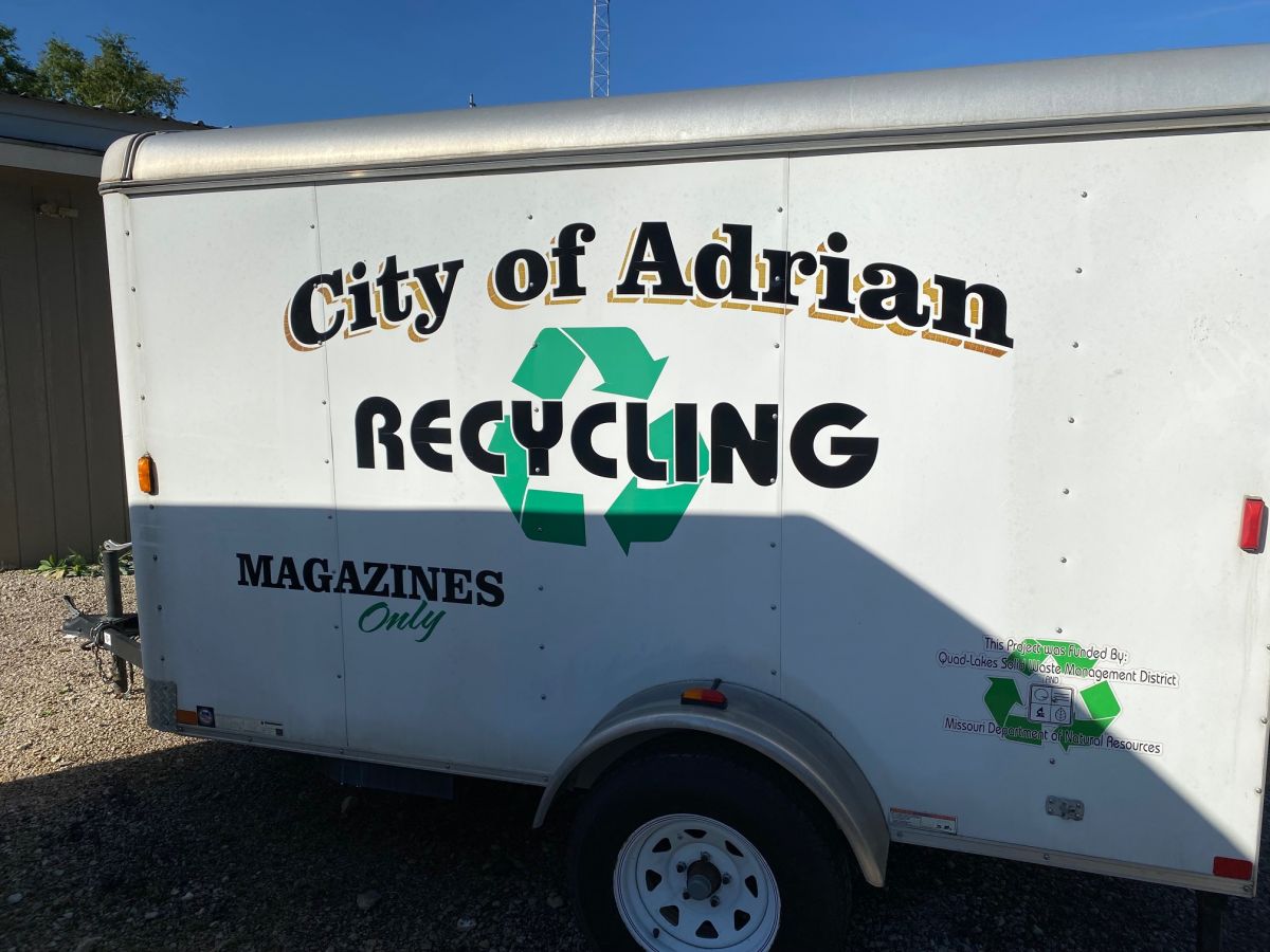 magazine recycle trailer